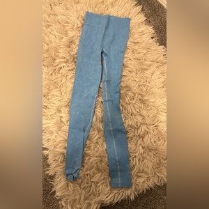 High waisted leggings